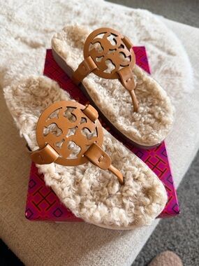Tory Burch Miller Cloud Shearling Sandals in Caramel Corn & Buttermilk